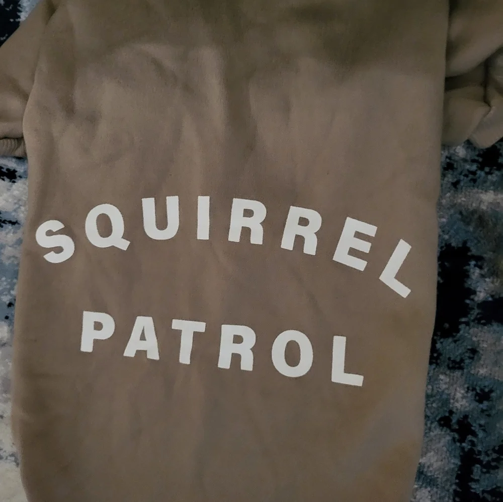 M 🐶'Squirrel Patrol' Dog Sweatshirt - Boots & Barkley (Up To 40 Lbs)